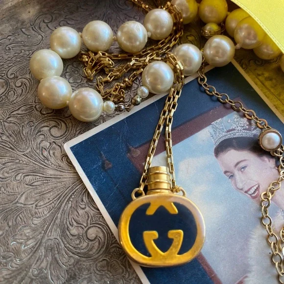 Rare Vintage GUCCI Perfume GG Pendant NECKLACE Statement Designer Jewelry